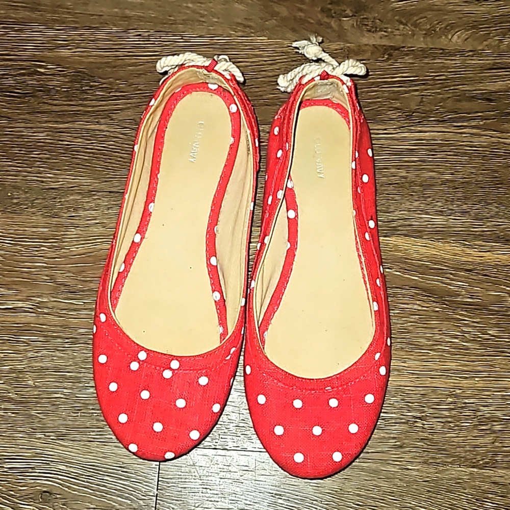 Old Navy size 9